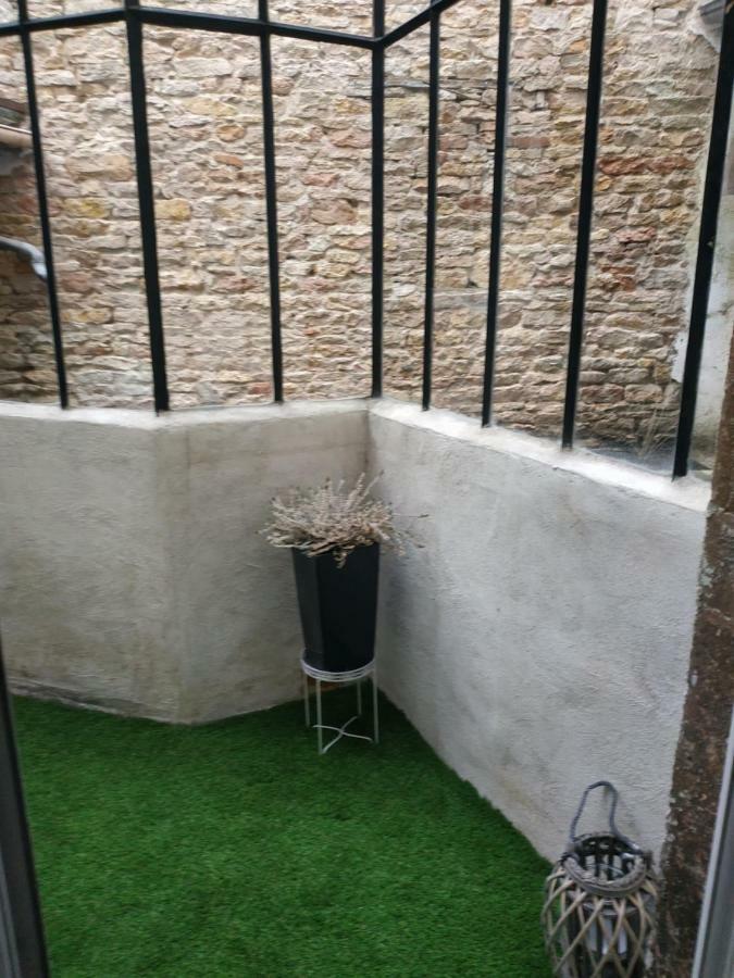 טורנוס Gite De La Madeleine 80 M2 מראה חיצוני תמונה